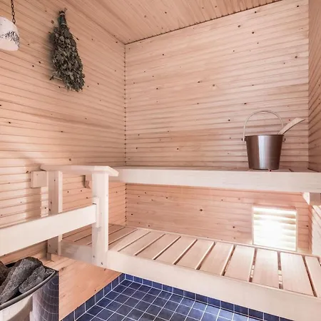 Wehost 1-Bedroom Apartment With Two Work-Stations And A Terrace In Kannelmaeki @Wehost Pelimannintie 3 Διαμέρισμα Ελσίνκι