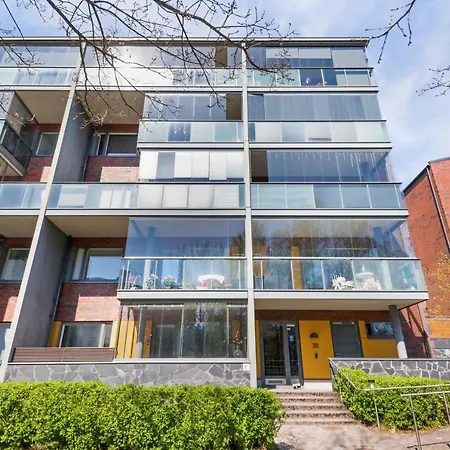 Appartement Wehost 1-Bedroom Apartment With Two Work-Stations And A Terrace In Kannelmaeki @Wehost Pelimannintie 3 *